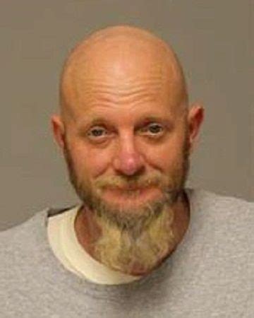Coon Rapids man gets 32 years in prison for beating, slashing neighbor to death last year