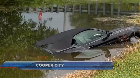 Cooper City man safe after crashing car into canal