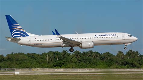 Copa airliner bound for Florida returns to Panama after a bomb threat