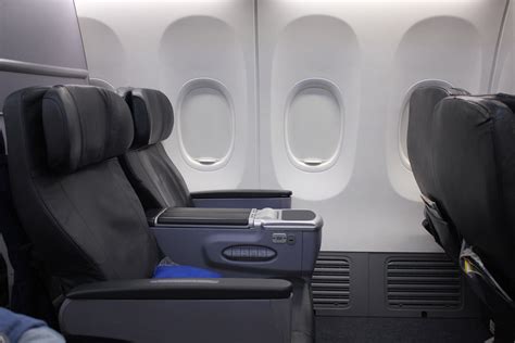 Copa airlines business class. In Copa Airlines we have one of the youngest and most modern fleets in the region. Learn more about the characteristics and technical details of each of our Embraer 190 AR, Boeing 737-700, Boeing 737-800 and Boeing 737 MAX 9 aircraft. 