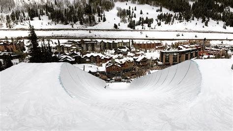 Copper Mountain Ski Resort: Half-pipe where Illinois teens on spring break were killed sledding was off-limits