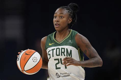 Copper ties her career-high with 29 points, Sky beats Storm 90-75 to snap skid, extend Seattle’s