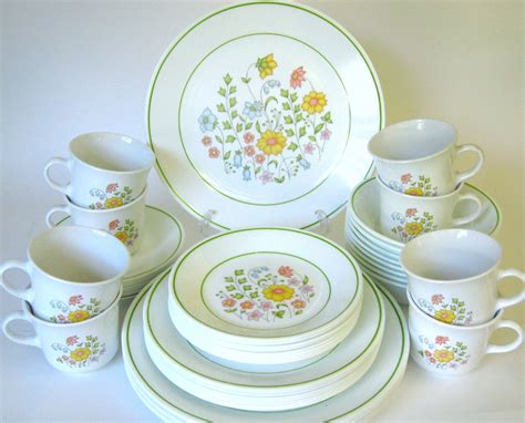 Vintage Corelle Green spring blossom dinner plate/Crazy Daisy pattern from the 1970s.Easter Tablescape for Collectors. (128) $ 9.00. Add to Favorites ... Discontinued Pattern Corelle by Corning, Additional or Replacement Corelle® Pieces, Farm Fresh Corelle by Corning (416) $ 9.18. Add to Favorites ...