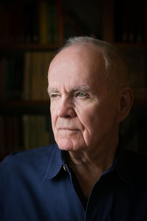 Cormac McCarthy, Pulitzer Prize winner behind 'No Country for Old Men,' dies