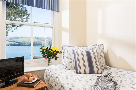 Cornish Waterside Holiday Home Creekside Cottage Mylor …