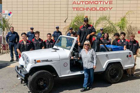 Corona High School students restore classic Jeep for family who lost father 