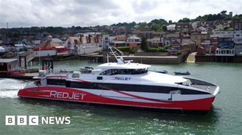 Coronavirus: Red Jet and Hythe Ferry crossings suspended