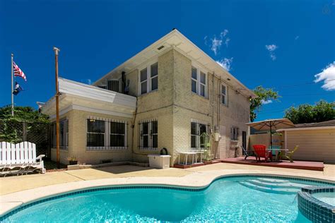 Corpus christi house rentals. See all available single family homes for rent at Yorktown Heights in Corpus Christi, TX. Yorktown Heights has rental units ranging from 1491-1938 sq ft starting at $2400. 