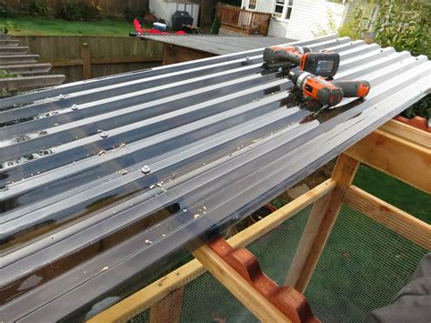 Corrugated Plastic roofing in Tx - BackYard Chickens