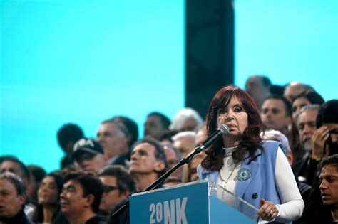 Corruption case reopened against Argentina’s Vice President Fernández, adding to her legal woes