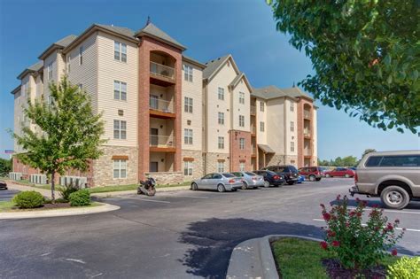 Coryell courts. Coryell Courts is located in North Springfield and offers luxurious apartment home living. Enjoy the heated pool, resort style hot tub, large fitness center, movie theater, sports courts, playground, grill pits and so much more! Make your home at Coryell Courts today. 