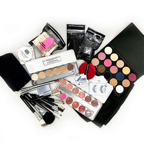 Cosmetic starter kit. Create your perfect beauty regimen with this 8-piece customizable makeup kit with 4 full-size products of your choice and 4 deluxe samples. Your choice of a Full-size … 