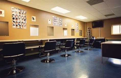 Cosmetology school bloomington il. Things To Know About Cosmetology school bloomington il. 