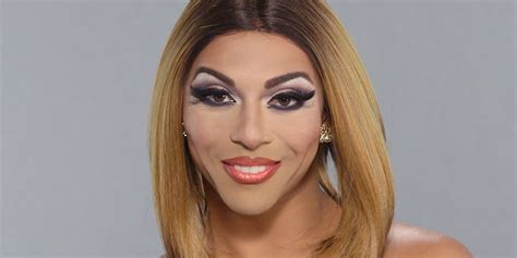 Cosmo Queens: Shangela ti mostra il trucco occhi con ciglia finte