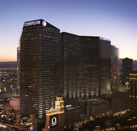 Cosmopolitan las vegas deals. Stay: The Cosmopolitan of Las Vegas includes more than a dozen restaurants and a 52-story panoramic view. Must See: A sunset ride on a Neon & Nature Helicopter Tour for the best vantage point in Vegas. Don’t Miss: The opportunity for a luxury spa treatment at your hotel before hitting The Strip for a show. Do Try: The Savors of the Strip Food Tour, where you can … 