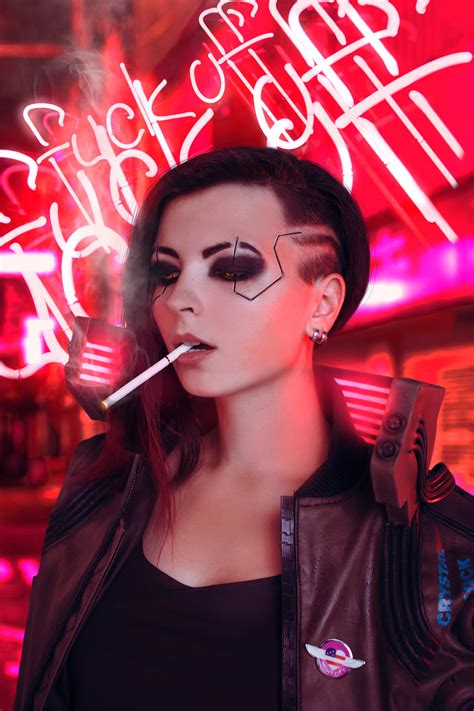 Cosplay Cyberpunk 2077: Transform into Your Favorite Night City Characters