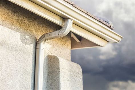 Cost of gutter installation. The most common range is $7 to $24 per linear foot, but you can expect to pay between $12 and $60 per foot for the installation when copper gutters are one of the material options. The national average cost is $15.50 per foot. Total cost on most 2-story, 2,500 square foot homes is $1,475 to $3,300 for steel or aluminum gutters. 