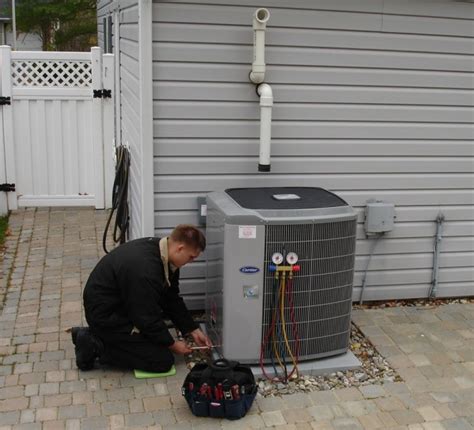 Cost to install heat pump. A 16-18 SEER Central Heat Pump (low-end) costs around $6,650 – $14,840 to install, depending on make/model, SEER efficiency rating, and options. On the high end, it can cost as much as $27,000 to $35,000+ Heat pumps heat your home in temps down to about 35°F. In cold environments you will need a Communicating Gas Furnace as a … 
