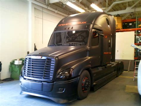 Cost to paint a truck. In general, day cab semi truck paint jobs start at around $5,500. Full size semi truck paint jobs including a cab, hood, and sleeper, start at around $8,000. However, this is just a starting point, as the cost can be driven up by many factors. Read on to learn more. At Blucoat, we are experts when it comes to semi truck painting and refinishing. 