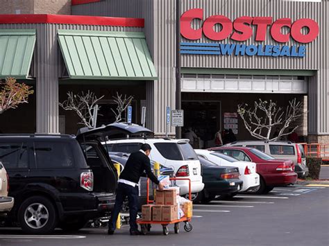 Costco Delivery Options Vs. Amazon - Business Insider