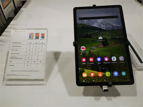 Samsung Galaxy Tab S7 FE Android tablet. Announced May 2021. Features 12.4″ display, Snapdragon 750G 5G chipset, 10090 mAh battery, 256 GB storage, 8 GB RAM.. 