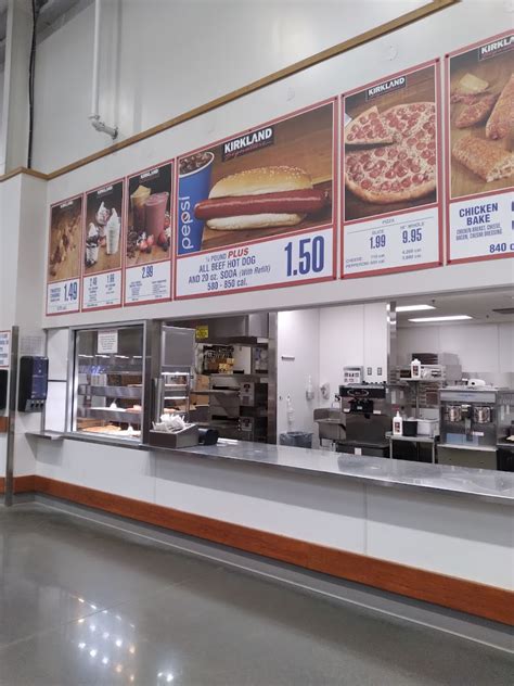 Costco bloomfield michigan hours. For those willing to pay the membership fee, Costco is a great place to buy in bulk and access a number of services. However, If you don't want to pony up the cash, Wise Bread sug... 