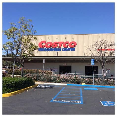 Costco business center south san francisco. Costco Business Center. INDUSTRY: Bulk Goods. Conversion of a former Levitz showroom and warehouse with an interior rail road spur. Location: South San … 