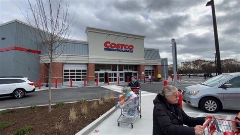 Costco east lyme ct gas price. Gas Station. Tire Center. ... EAST LYME, CT 06333-1710. Get Directions ... All sales will be made at the price posted on the pumps at each Costco location at the time ... 