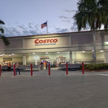 I love this Costco, and always received good food and goods.....until I made the mistake of buying new tires. I bought 4 new Michelin Premier A/S tires in January, 2019. They have a 60,000 mile warranty. I had my oil changed at the Toyota place in Fort Myers, and they told me I need new tires.. 
