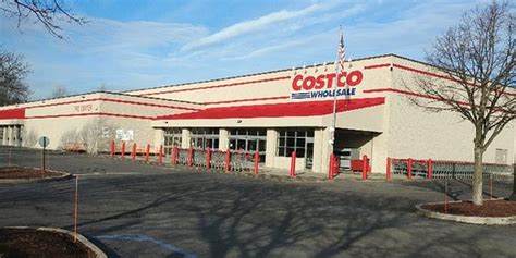 Costco in Holbrook, 125 Beacon Dr, Holbrook, NY, 11741, Store Hours, Phone number, Map, Latenight, Sunday hours, Address, Electronics, Furniture Stores, Supermarkets . 