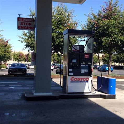 Overall, a clean, well-maintained, brightly lit and convenient gas station if you happen to be stopping by or are shopping at the nearby Costco. In addition, I found the gas here to be cheaper than the Costco gas locations in the Bay Area with Premium gas at $4.059/gallon (as of 10/18/19)." . 