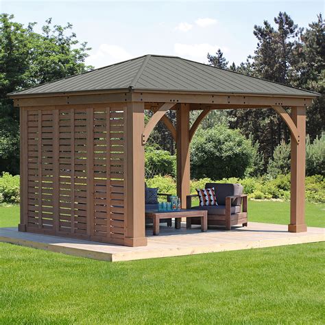 A stunning entertaining space, this gazebo is built for maximum comfort and enjoyment. With sliding screen doors on all 4 sides, shield your eyes from the glare of the sun while enjoying a bug free space. Designed for all seasons, the Siena Gazebo is made of heavy gauge, weather-resistant aluminum.. 