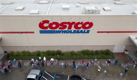 Costco grandville mi. Walk-in-tire-business is welcome and will be determined by bay availability. Mon-Fri. 10:00am - 8:30pmSat. 9:30am - 6:00pmSun. CLOSED. Shop Costco's Roseville, MI location for electronics, groceries, small appliances, and more. Find quality brand-name products at warehouse prices. 