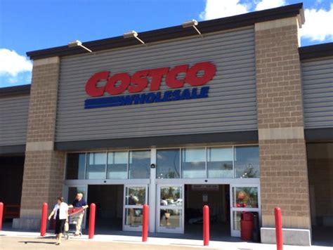 Costco green bay wisconsin. Oct 17, 2013 · Schedule your appointment today at (separate login required). Walk-in-tire-business is welcome and will be determined by bay availability. Pharmacy. Mon-Fri. 10:00am - 7:00pmSat. 9:30am - 6:00pmSun. None. Optical Department. Hearing Aids. Shop Costco's Bellevue, WI location for electronics, groceries, small appliances, and more. 