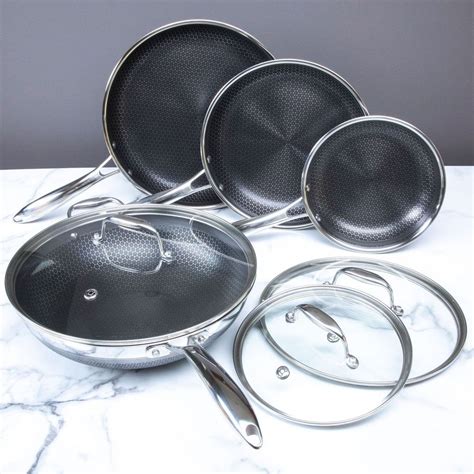 Costco hexclad. The revolutionary design of HexClad hybrid Cookware brings together both form and function. Our patented system combines stainless steel and nonstick which is oven safe, dishwashe 