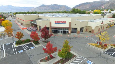 Costco hours ogden. Member service is Job No. 1. Costco is a membership warehouse club. Our members pay a fee to shop with us because they trust us to provide exceptional member service and the best possible prices on quality brand-name merchandise. But our commitment to value and member service doesn't begin and end in our warehouses. 