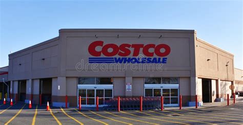 Job posted 4 hours ago - Costco is hiring now for a Full-T