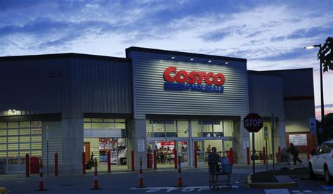 Latest reviews, photos and 👍🏾ratings for Costco Wholesale at 2 Teterboro Landing Dr in Teterboro - ⏰hours, ☎️phone number, ☝address and map. ... 2 Teterboro Landing Dr, Teterboro, NJ 07608 Suggest an Edit. More Info. Parking: Lot, Private. Nearby Restaurants. Chipotle Mexican Grill - 9 Teterboro Landing Dr. Mexican, Fast Food .. 