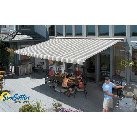 Costco retractable awning. Vinyl Awning Fabric. The cost of a retractable awning with vinyl fabric is $150 to $3,500. Installed, these awnings average $350 to $4,500, depending on the style and size. Vinyl awnings are not made of 100% vinyl. Instead, they are made of a blend of vinyl and polyester. 