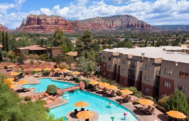 Costco sedona az. Start with scenery that makes your heart leap. Sedona nestles among a geological wonderland. As the golden hues of fall embrace the Arizona landscape, Sedona transforms into a breathtaking blend of picturesque vistas and exhilarating experiences. Venture through our iconic crimson canyons, which come alive in an even richer hue under the … 