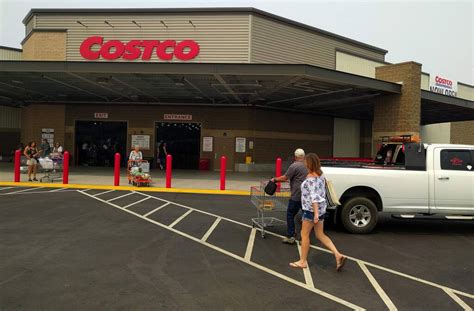 Costco ukiah hours. The hours have also been for members with disabilities or those who are immunocompromised. "As of April 18, 2022, Costco will no longer be offering special shopping hours for members ages 60 or ... 