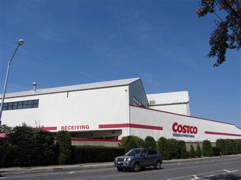 Costco vernon blvd queens. Website. Amenities: (718) 760-6470. 6135 Junction Blvd Ste A1. Rego Park, NY 11374. CLOSED NOW. From Business: Members-only warehouse selling a huge variety of items including bulk groceries, electronics & more. 4. 
