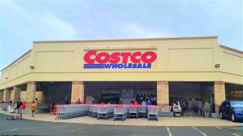 Costco waipio hours. Shop Costco's Waipahu, HI location for electronics, groceries, small appliances, and more. Find quality brand-name products at warehouse prices. 