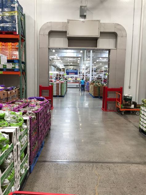 We're Costco #143 located at 1000 N RENGSTORFF AVE in MOUNTAIN VIEW, CA. Call us at (650) 988-1841 or stop by and shop with us! . 