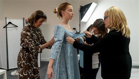 Costume design. Learn how costume designers choose, design and produce costumes for characters in films, theater shows, TV shows and other forms of visual media. Discover the four steps … 