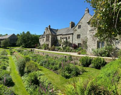 Cotehele House Photo Gallery by Alan Santillo at pbase.com