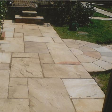 Cotswold Landscaping :: About Us