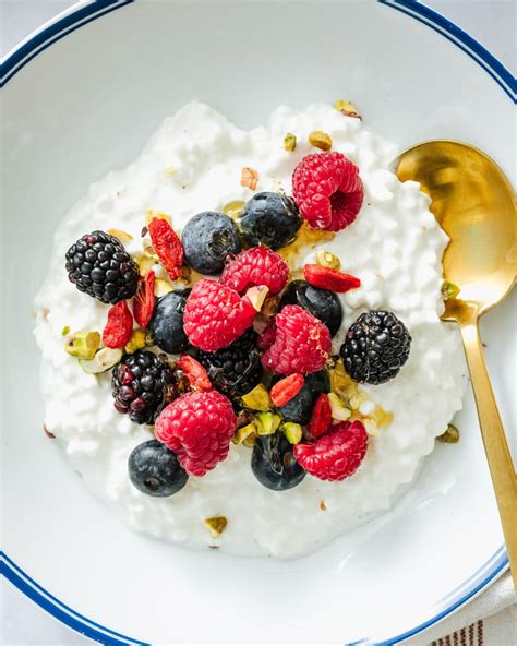 Cottage Cheese Breakfast Bowl