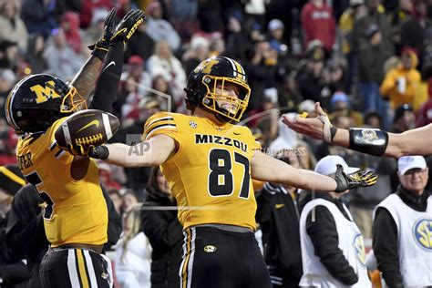 Cotton Bowl pits SEC’s Missouri against Big Ten power Ohio State in teams’ 1st meeting since 1998