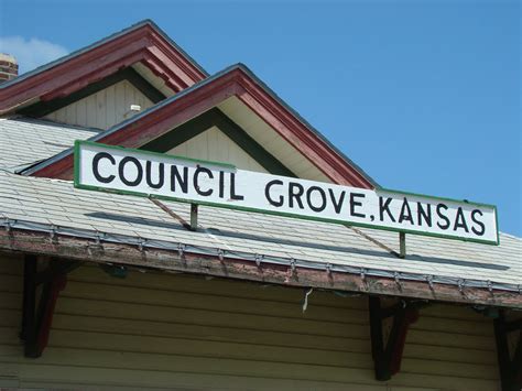 Council grove buy sell trade. Grove Buy Sell Trade Grove Ok. Early day travelers called this place "An Oasis in the Wilderness". Kit Carson scratched "Council Grove" on a buffalo hide and attached it to a tree in the grove where the council was held. Sports; Video; Obituaries; CommunityA magnifying glass. 